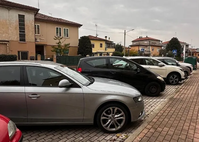 Venezia アパート マルゲーラ